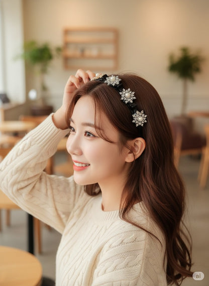 Elegant Pearl Floral Embellished Hairband & Clip Set